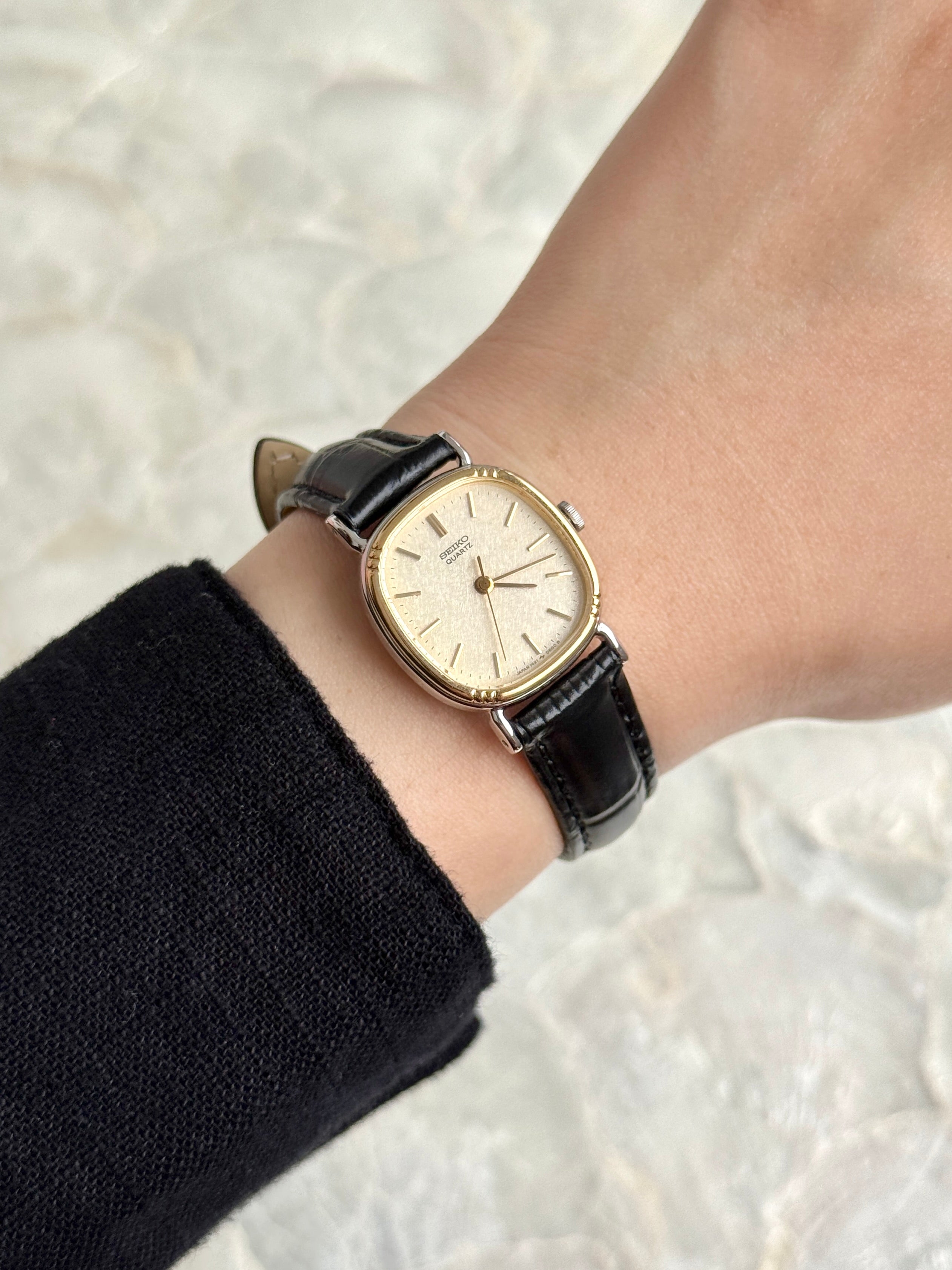 Vintage Seiko Two Toned Cushion Case Champagne Dial