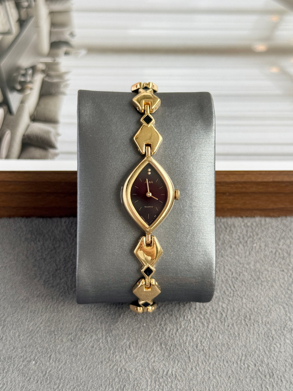 Rare Vintage 1990s ALBA by Seiko Gold Toned ‘Black Diamond’ Bracelet