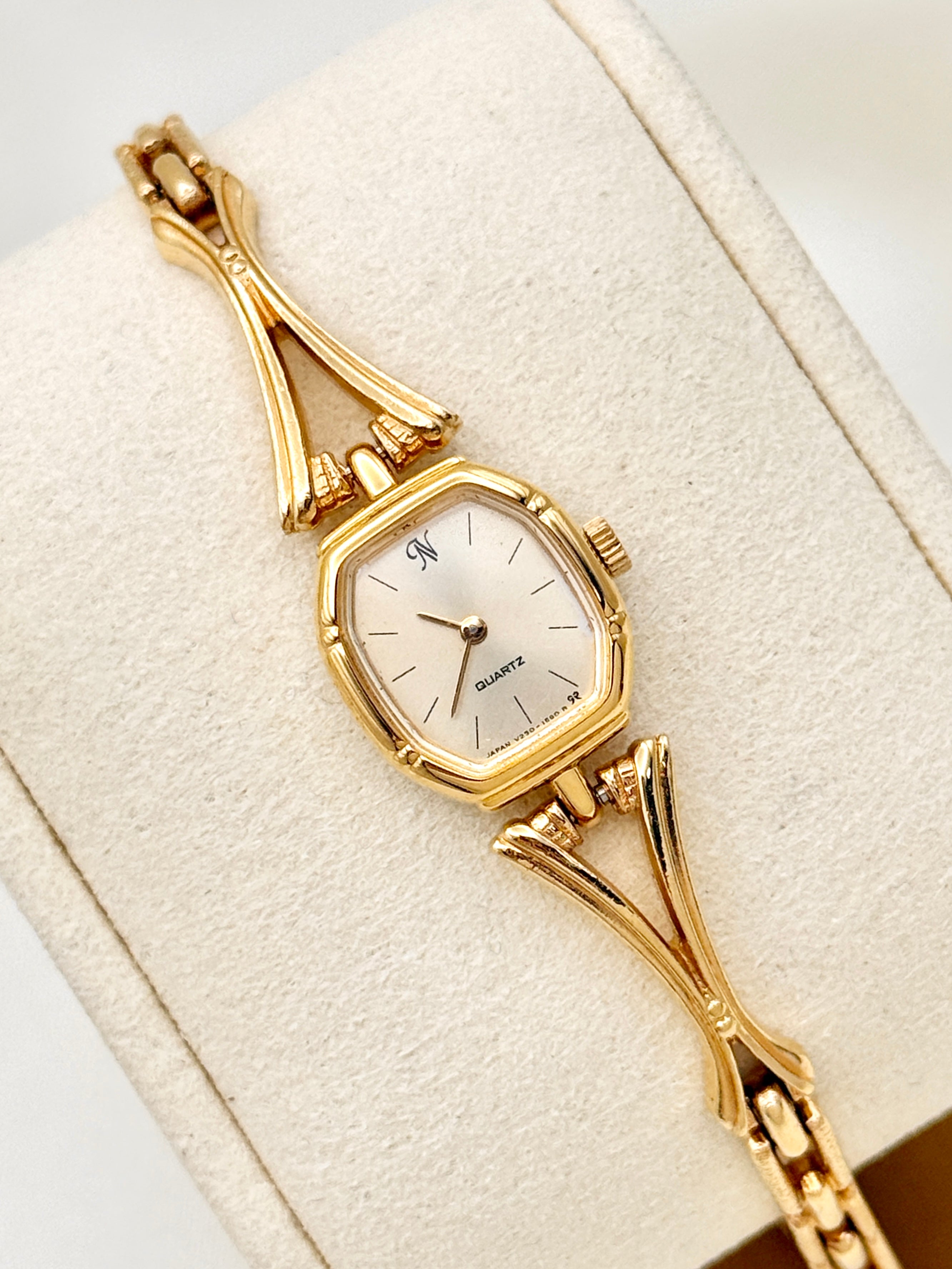 Vintage Noevir by Citizen Gold Toned Sunburst Dial