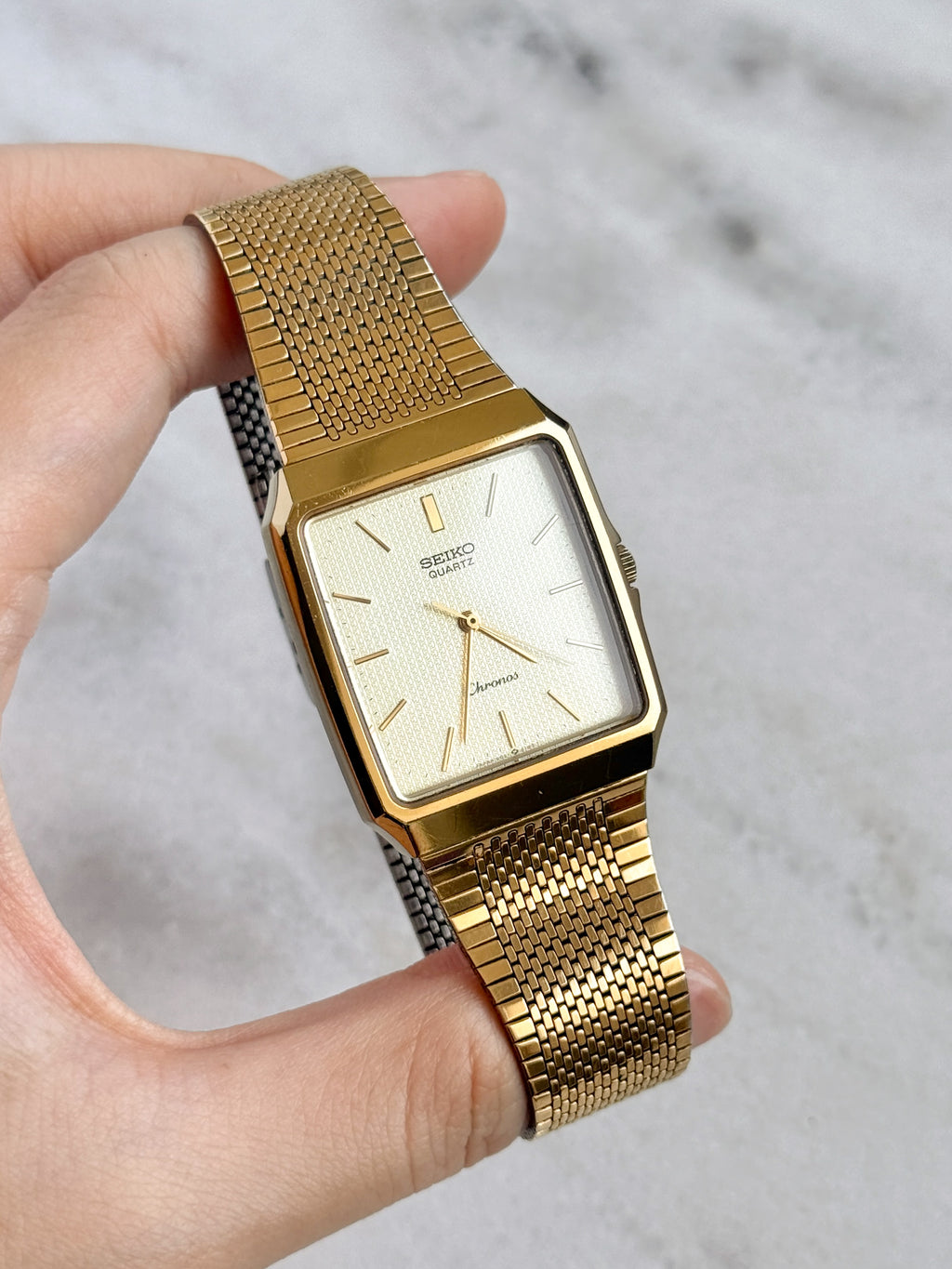 Vintage 1985 Seiko Chronos 29mm Rectangular Case with Integrated Bracelet