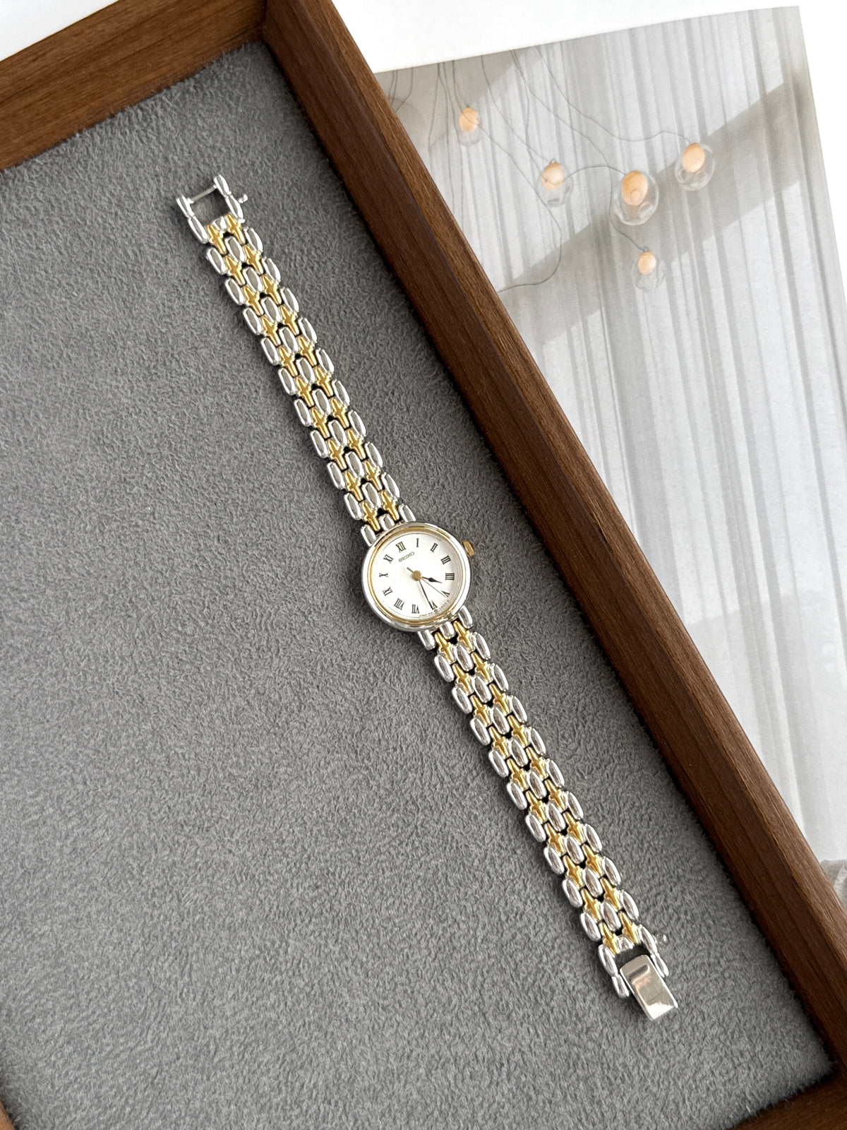 Vintage 1992 Seiko Tissé Two Toned with White Roman Dial