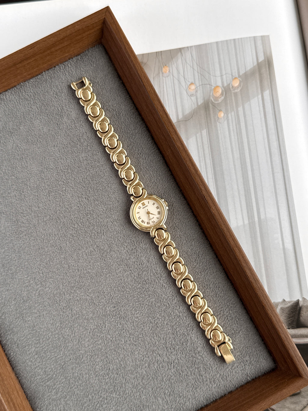 Vintage 1992 Seiko Tissé Champagne Gold Toned with Roman Dial