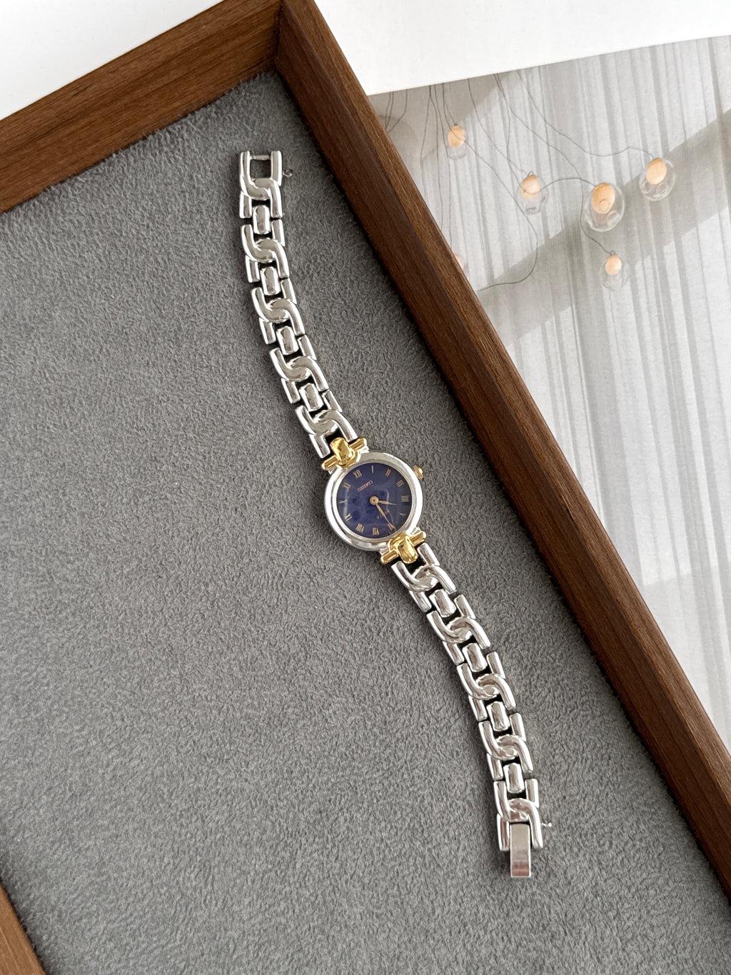 Vintage 1992 Seiko Tissé Blue Roman Dial with Convex Glass