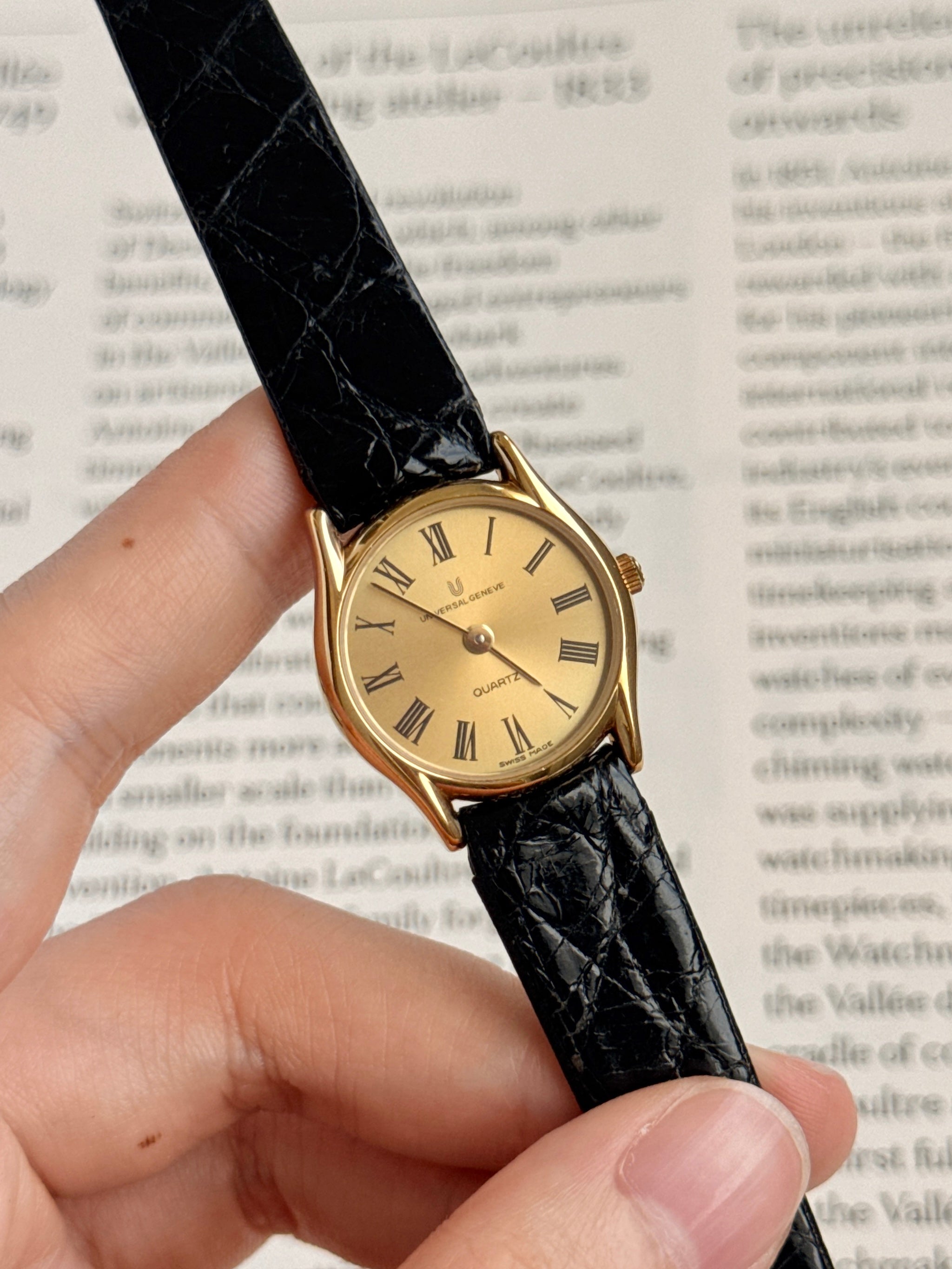 Rare Full Original Vintage Universal Geneve Gold-plated Sunburst Dial