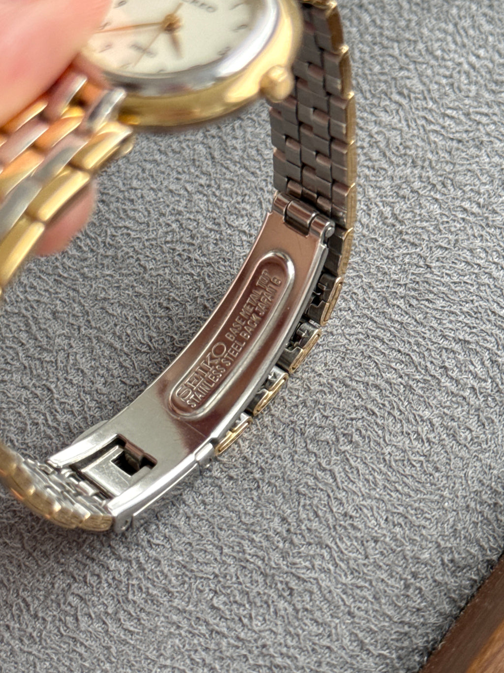 Vintage 1991 Seiko Creo Two Toned Multi-link Bracelet
