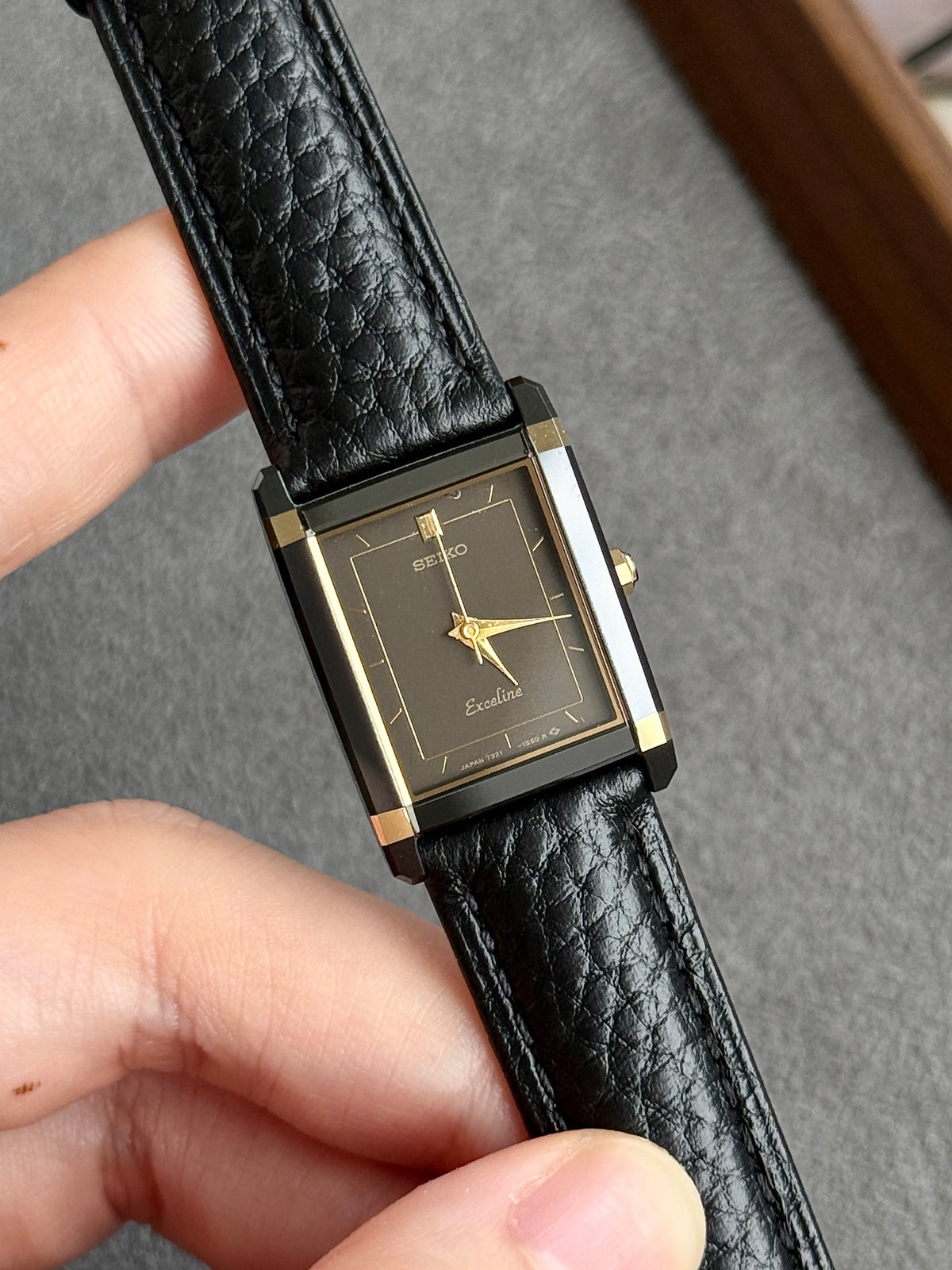 Rare Vintage 1985 Seiko Exceline Ceramic Case All-Black Tank
