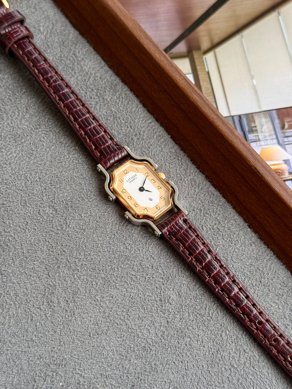 Rare Vintage 1980s Citizen (Made in France) Flexi Connected Lugs
