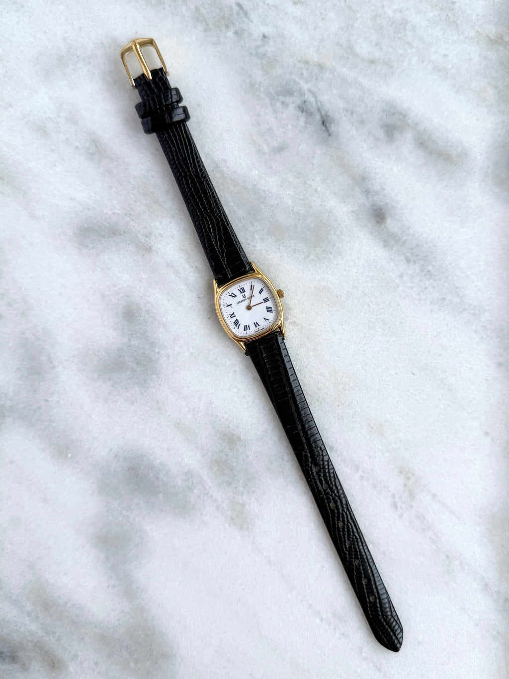 Vintage Universal Genève Swiss Made Petite Roman Square Tank