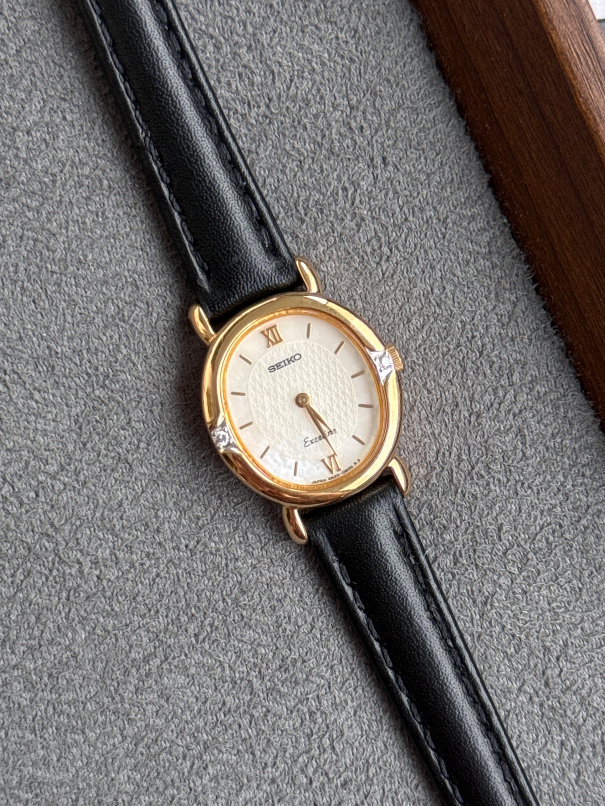 Rare Vintage 1990-2000s Seiko Exceline Mother-of-pearl Oval Dial with Diamonds