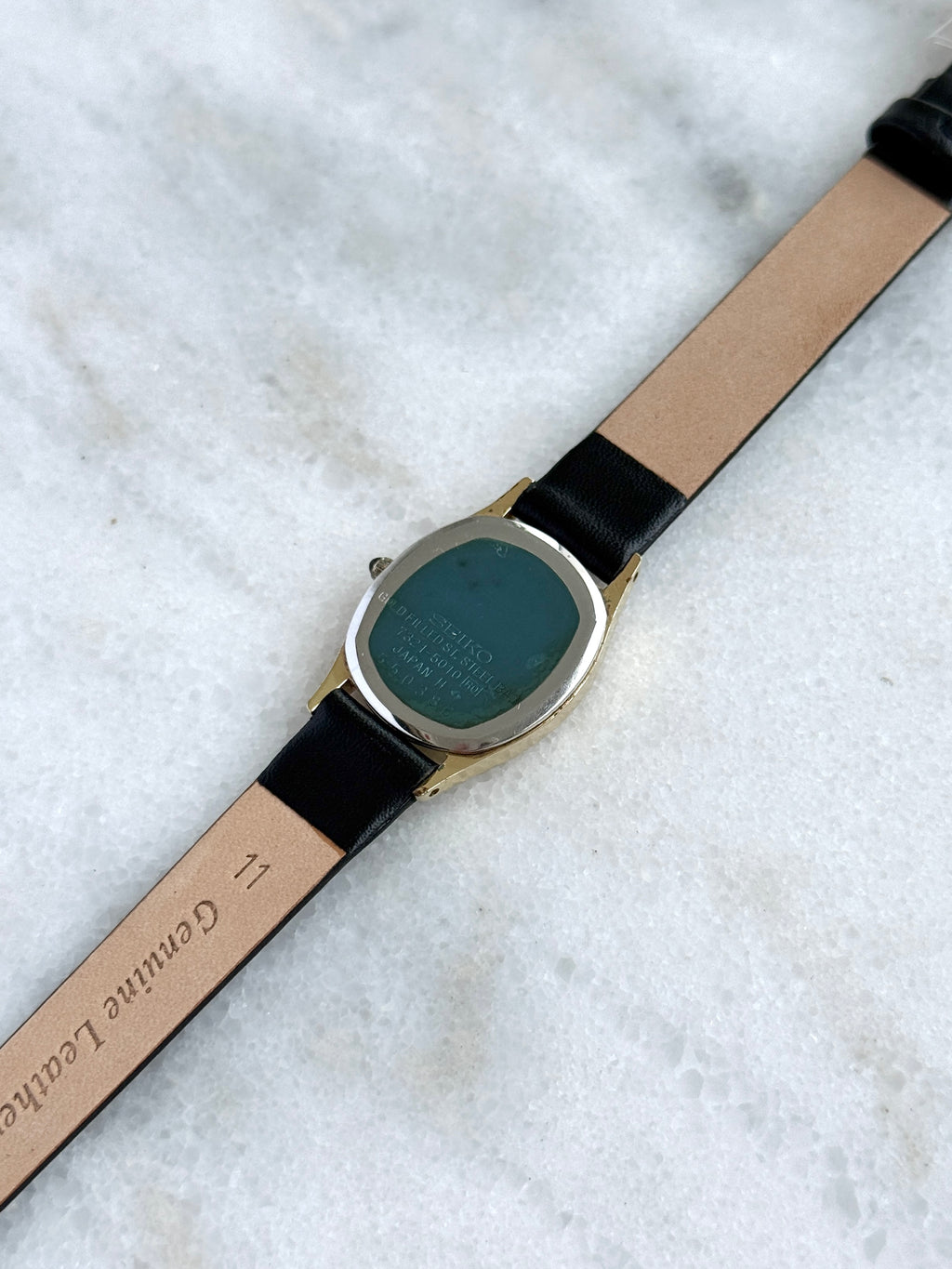 Vintage Seiko 1980s Exceline Gold-Plated Oval Gold Textured Dial