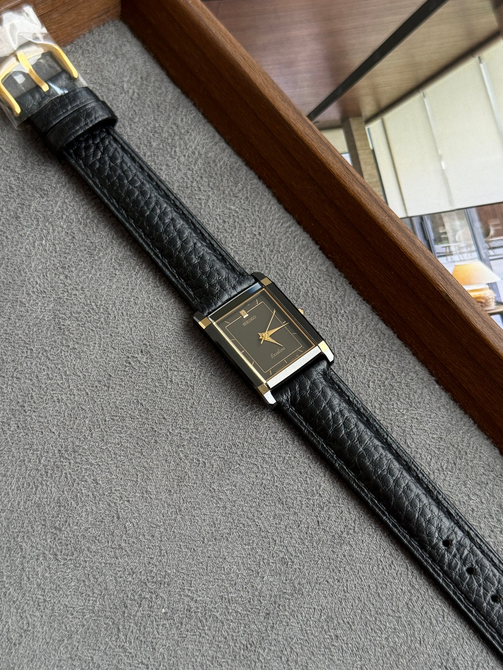 Rare Vintage 1985 Seiko Exceline Ceramic Case All-Black Tank