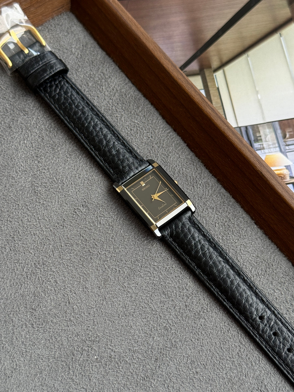 Rare Vintage 1985 Seiko Exceline Ceramic Case All-Black Tank