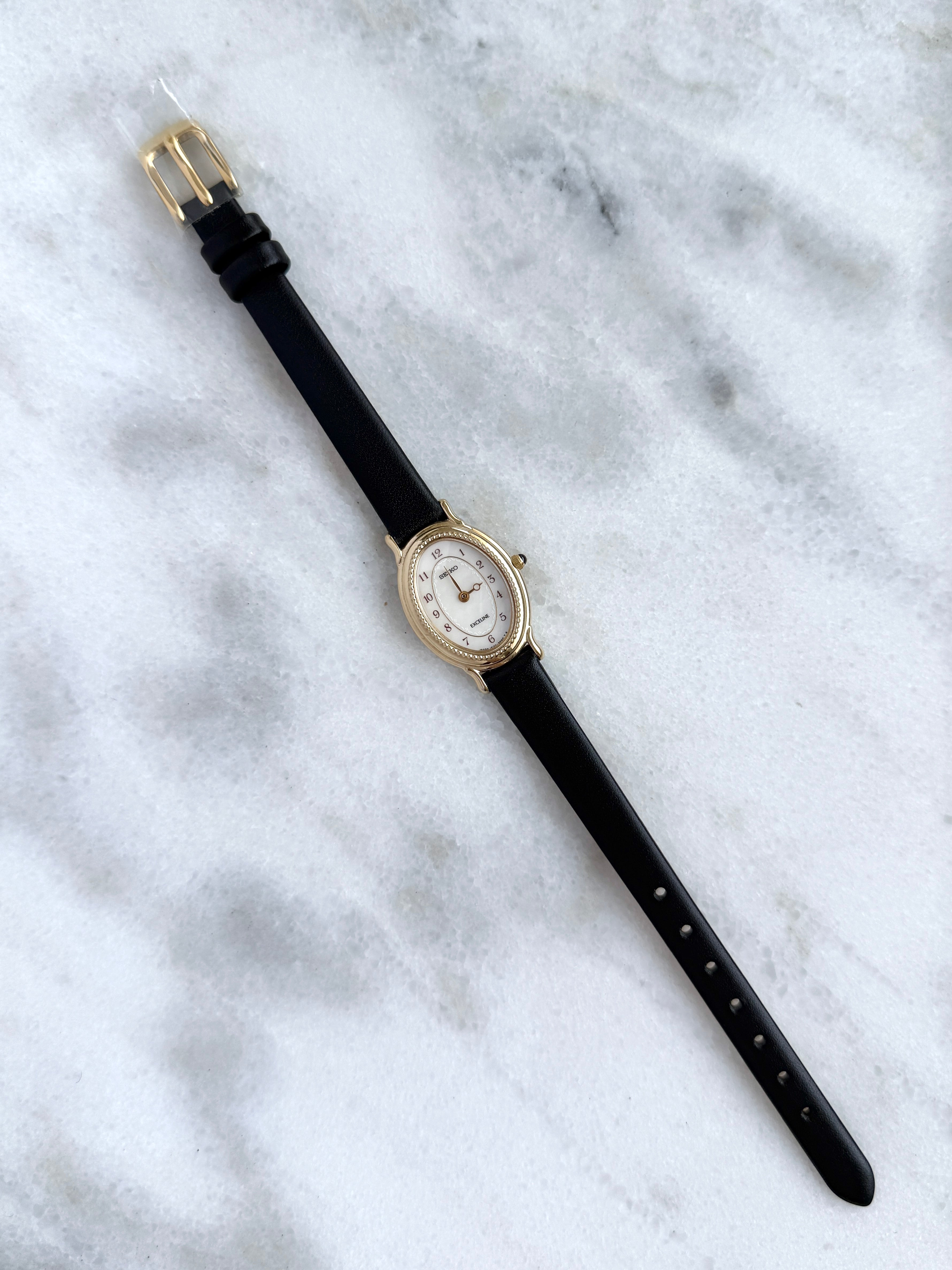 Rare Vintage 1990s Seiko Exceline Mother-of-pearl 'Baignoire' Case