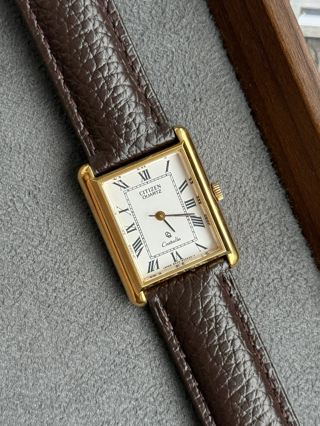 Vintage 1980s Citizen Castalia 24mm White Roman Dial Gold-Plated Tank